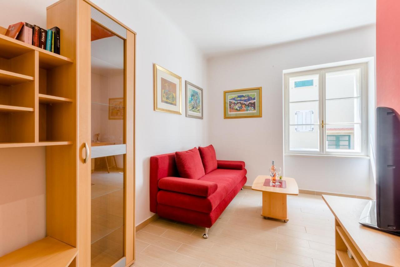 Apartment Ruby Split Exterior photo